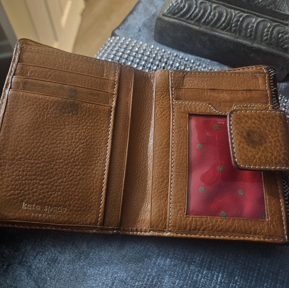 Kate Spade Wallet - Picture 5 of 5